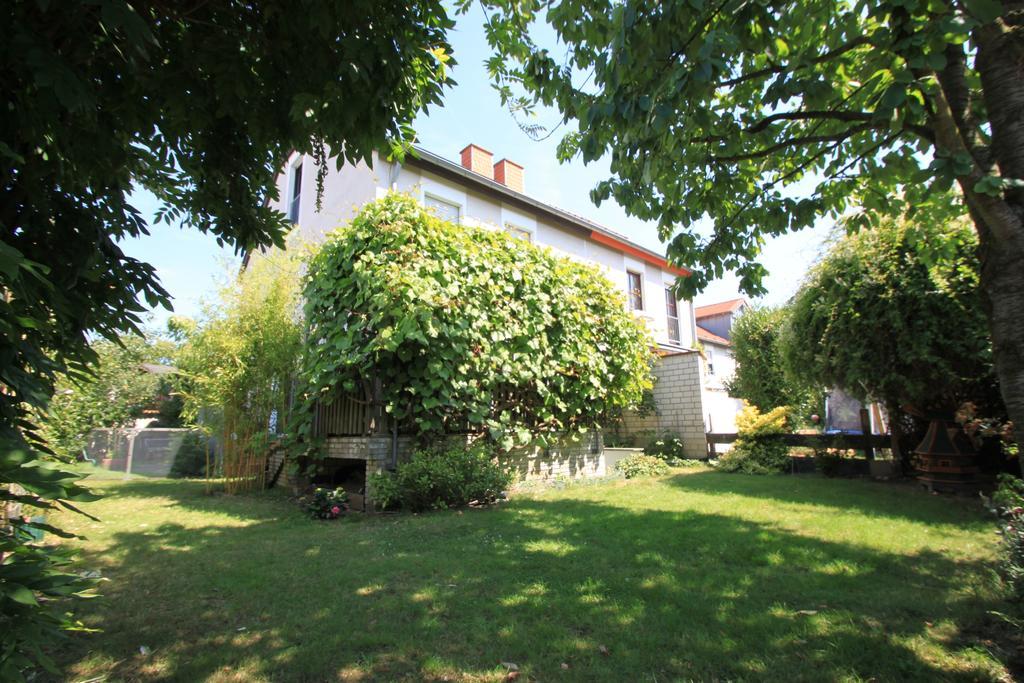 B&B Am See Koeln - Privatzimmer Екстер'єр фото